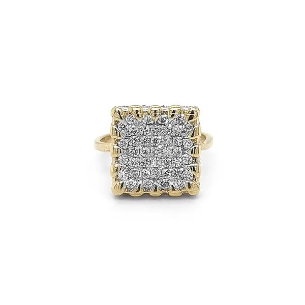 Золотое кольцо с цирконами