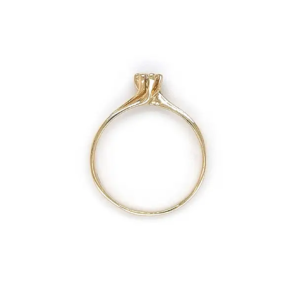 Золотое обручальное кольцо с цирконом