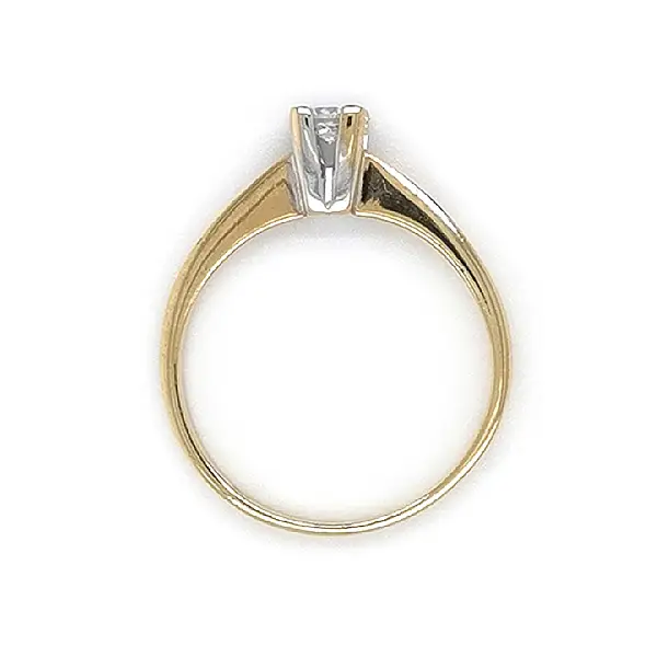 Обручальное кольцо с цирконом из комбинированного золота