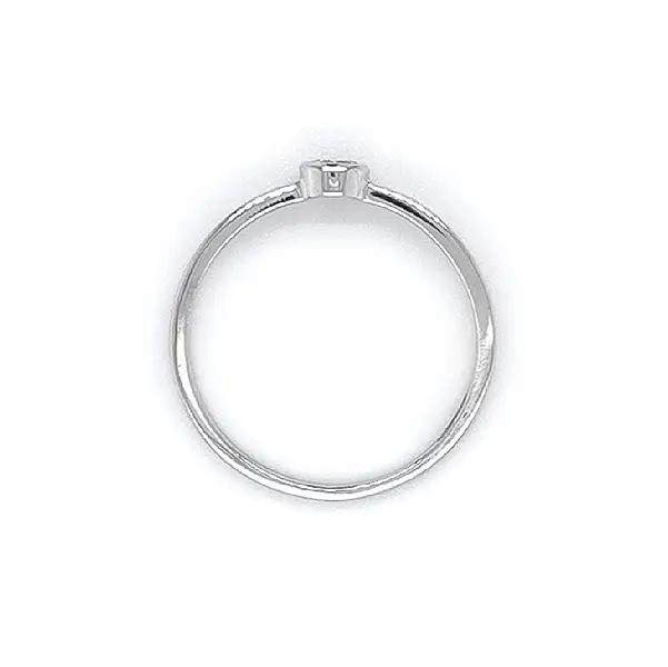 Помолвочное кольцо с цирконом из белого золота