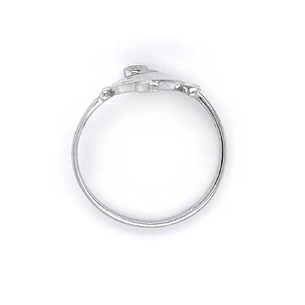 Кольцо 'Рыба' с цирконами из белого золота