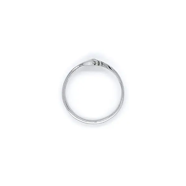 Кольцо с цирконом из белого золота