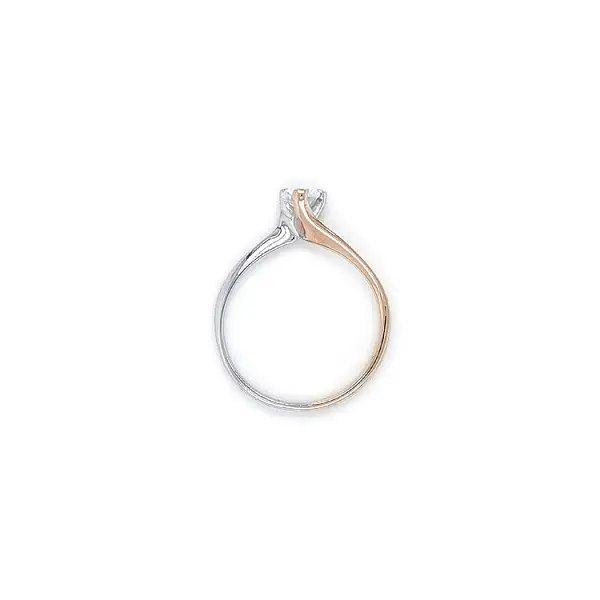 Обручальное кольцо с цирконом из комбинированного золота