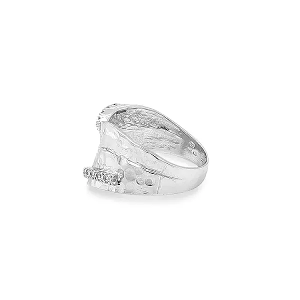 Золотое кольцо с цирконами