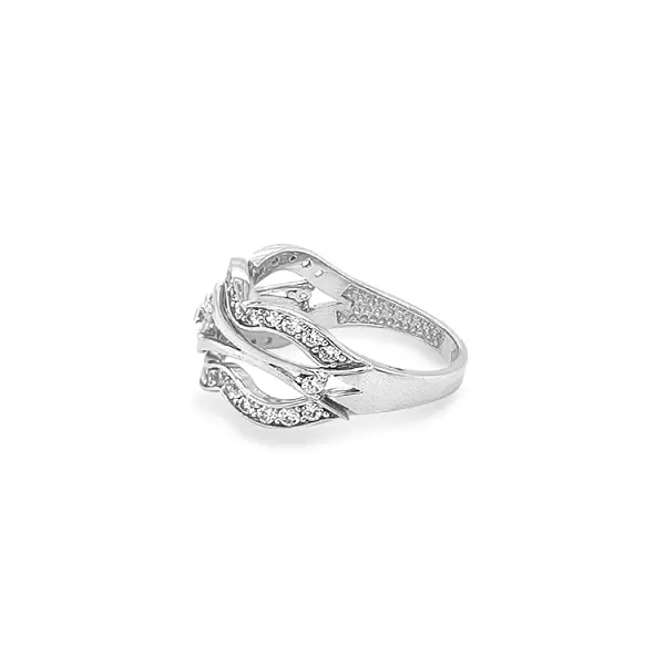 Золотое кольцо с цирконами