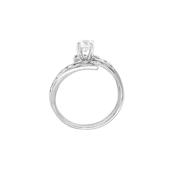 Золотое кольцо с цирконами