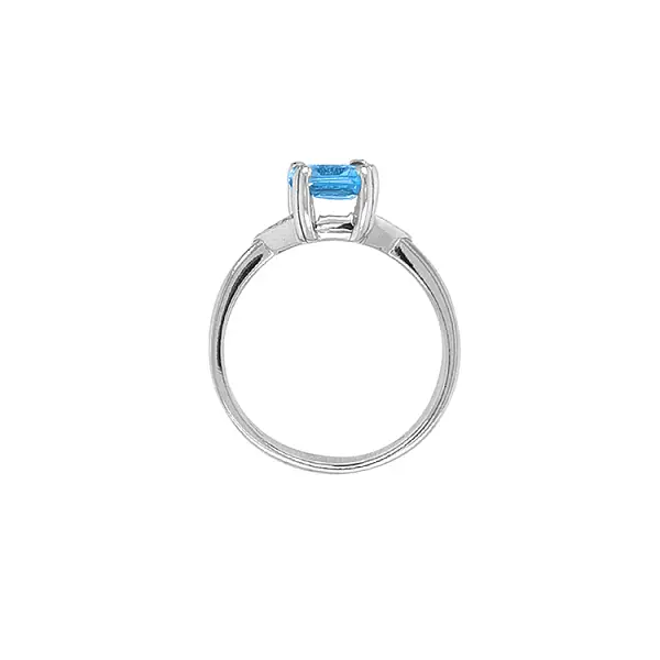 Золотое кольцо с голубым камнем