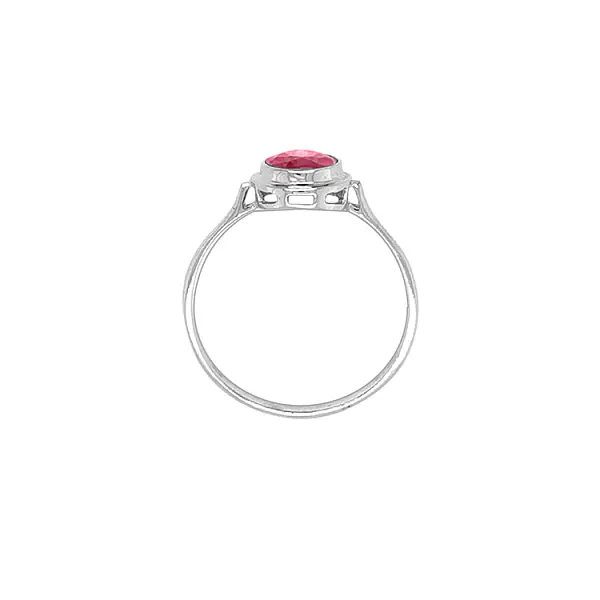 Золотое кольцо с красным камнем