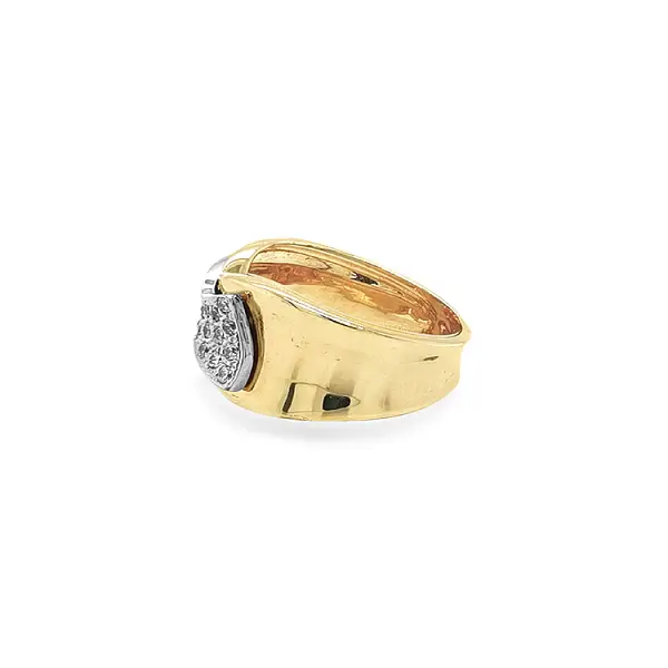 Комбинированное золотое кольцо с цирконами