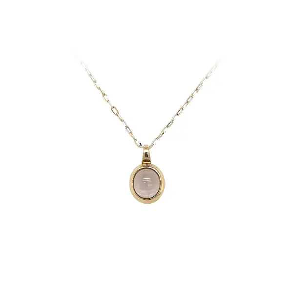 Золотая подвеска с коричневым камнем