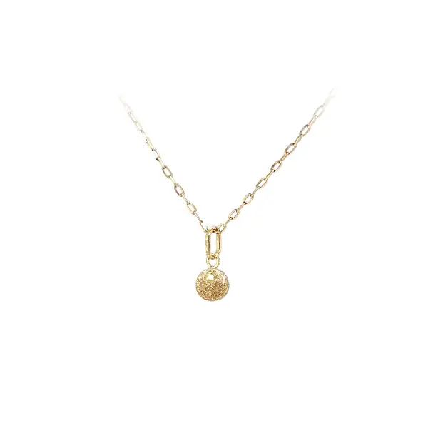 Золотой кулон с изображением пули