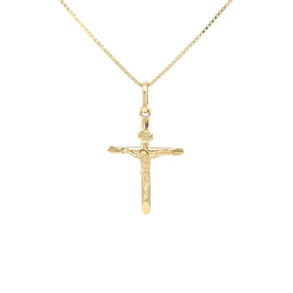 Золотой крест с Иисусом Христом