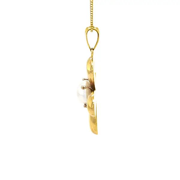 Золотой крест с жемчужиной