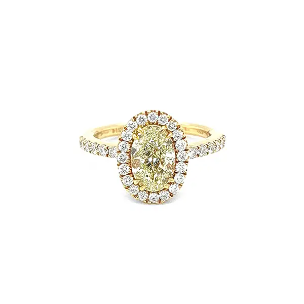 Золотое обручальное кольцо с желтым фантазийным бриллиантом