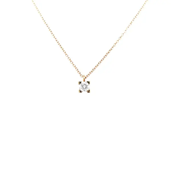 Золотая подвеска с бриллиантом