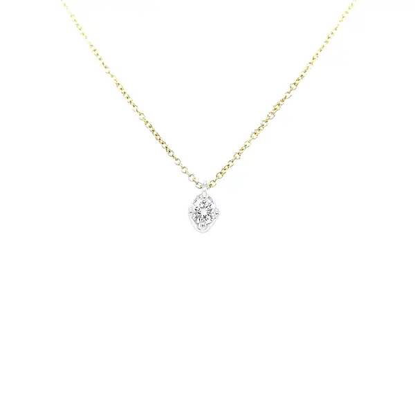 Золотая подвеска с бриллиантом