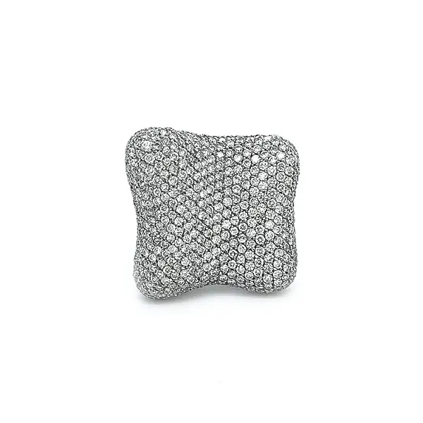 Золотое кольцо с бриллиантами