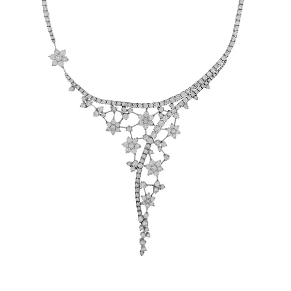 Золотое колье с бриллиантами