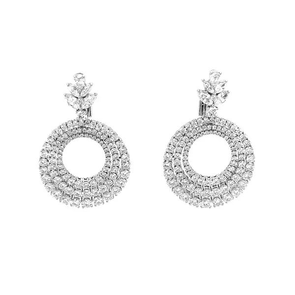 Золотые серьги с бриллиантами