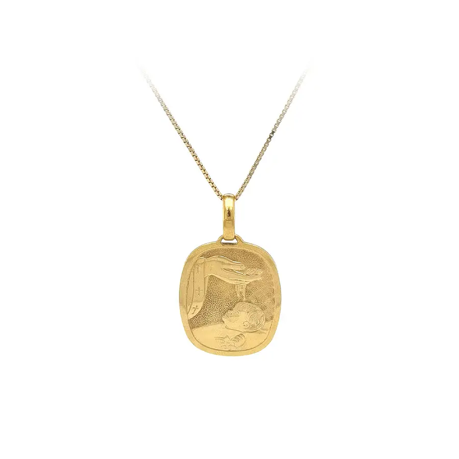 Святое крещение – золотой медальон веры и милосердия