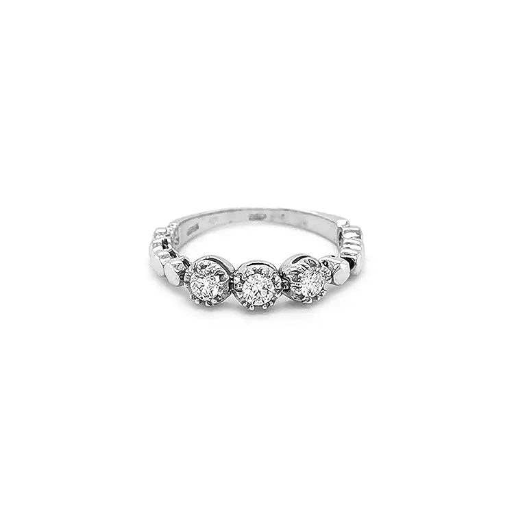 Золотое кольцо с бриллиантами