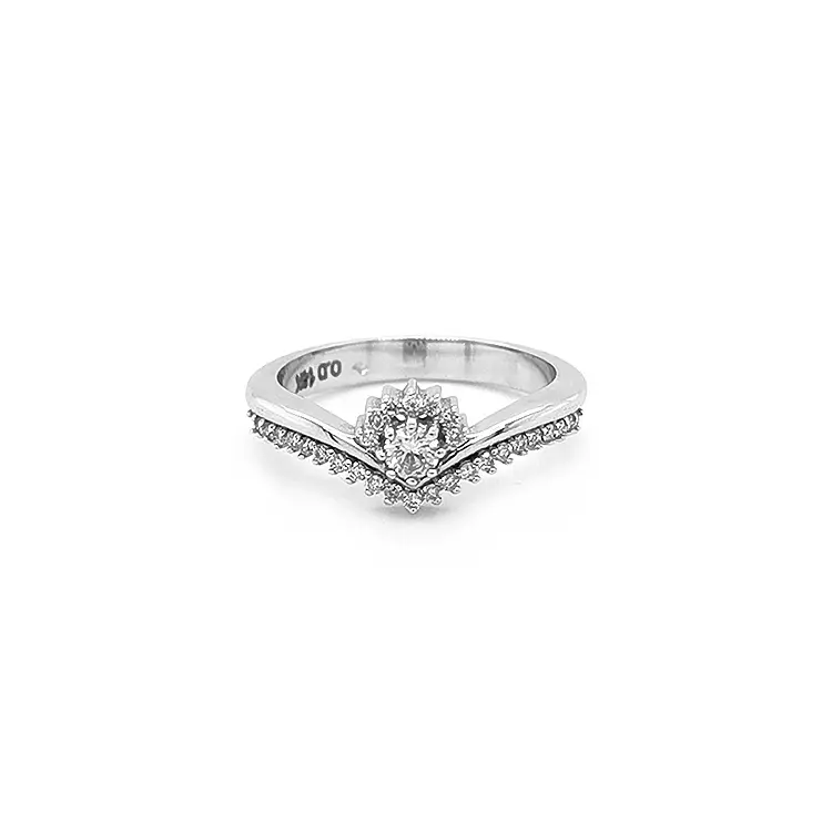 Золотое кольцо с бриллиантами