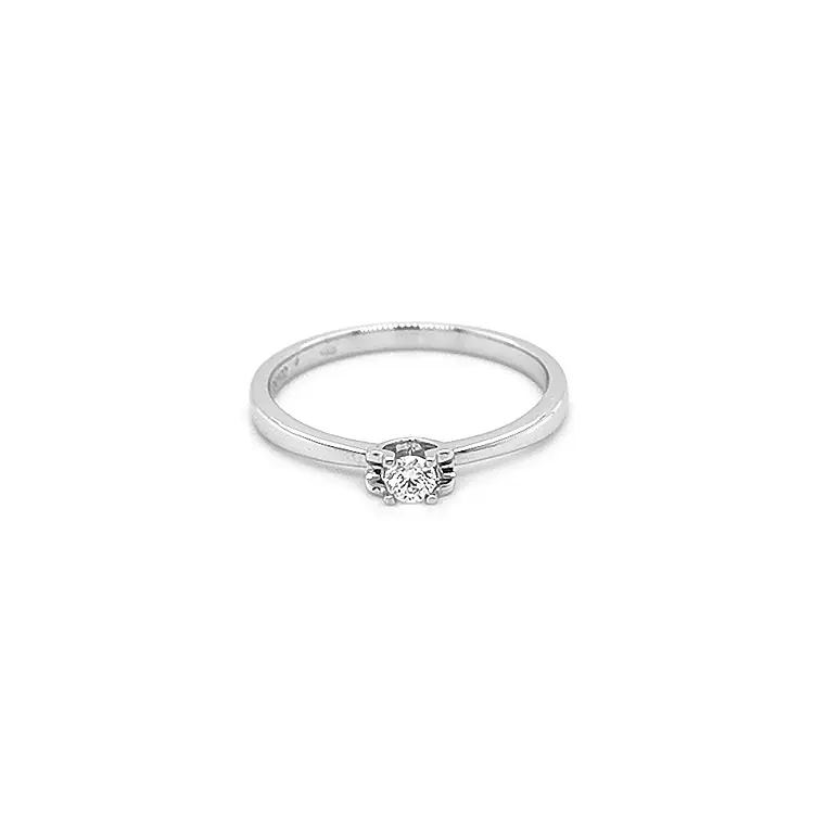 Золотое обручальное кольцо с бриллиантом