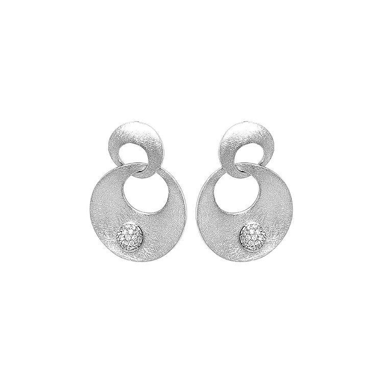 Золотые серьги с бриллиантами