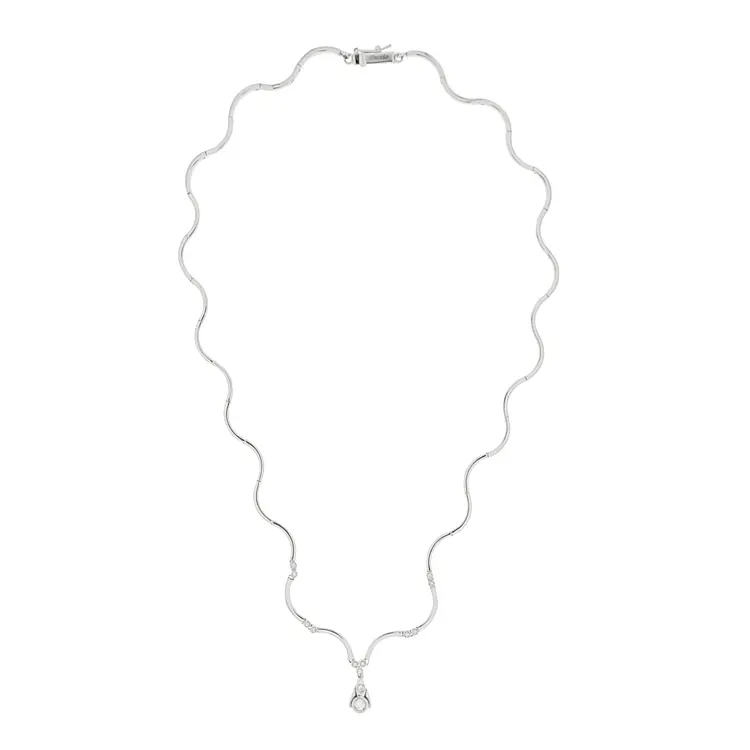 Золотое колье с бриллиантами