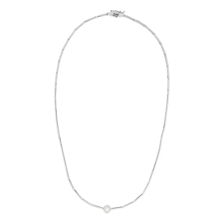 Золотое колье с бриллиантом