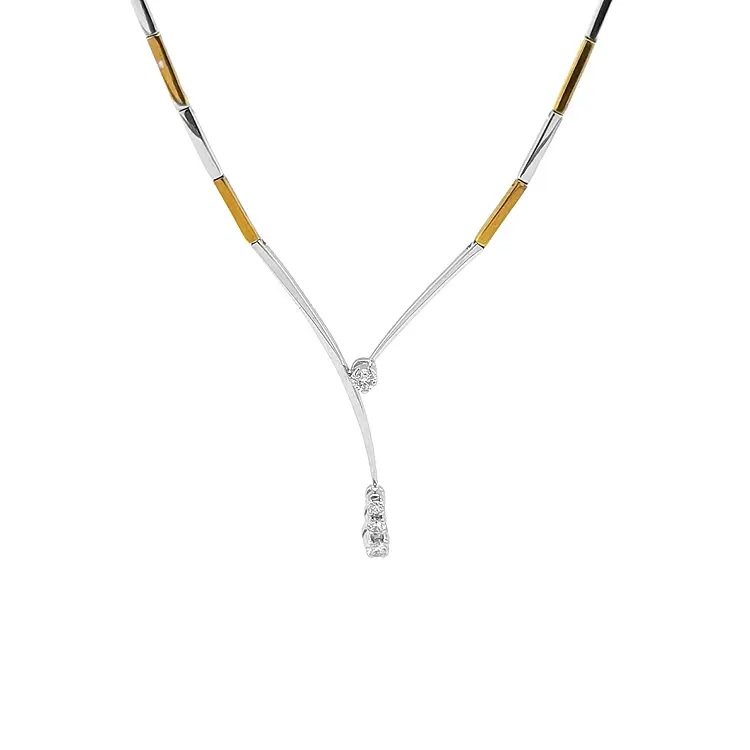 Золотое колье с бриллиантами