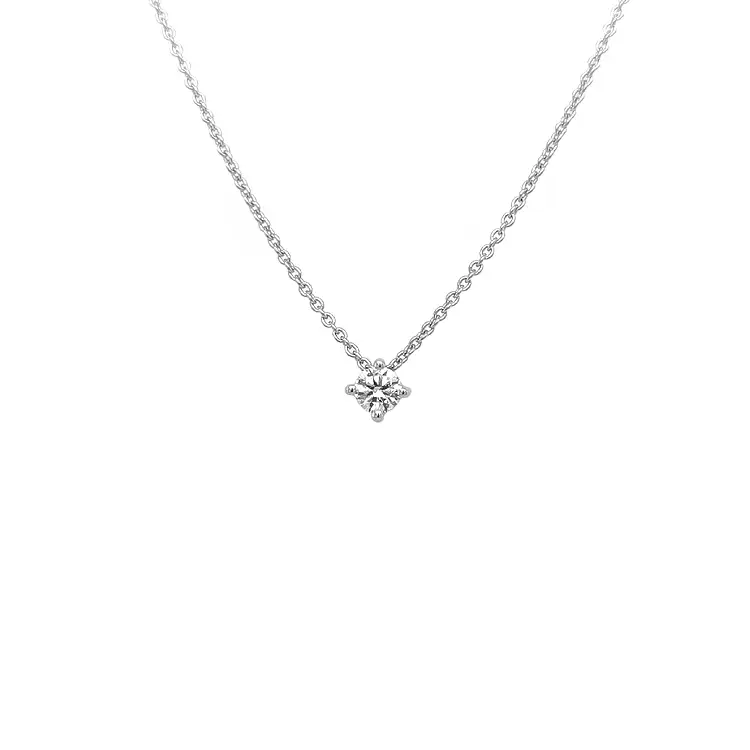 Золотая подвеска с бриллиантом