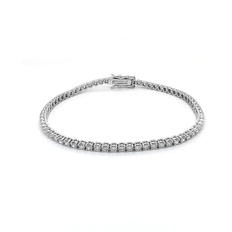 Золотой теннисный браслет с бриллиантами