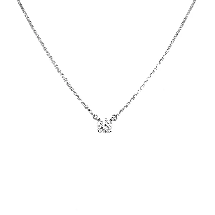 Золотая подвеска с бриллиантом