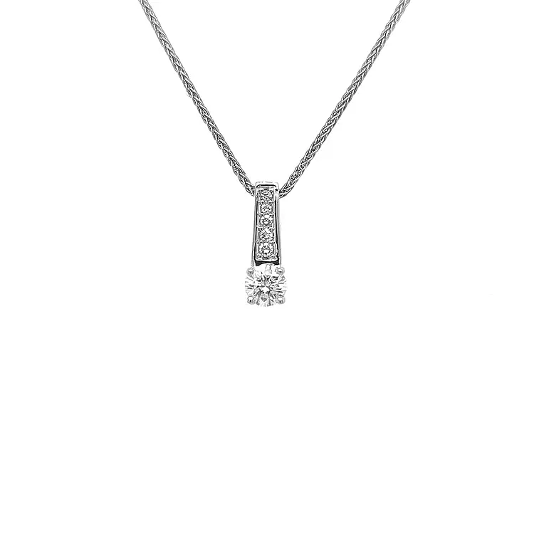 Золотая подвеска с бриллиантами