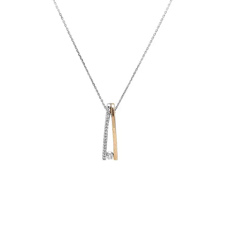 Золотая подвеска с бриллиантами