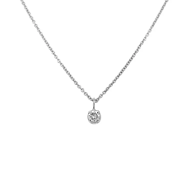 Золотая подвеска с бриллиантом