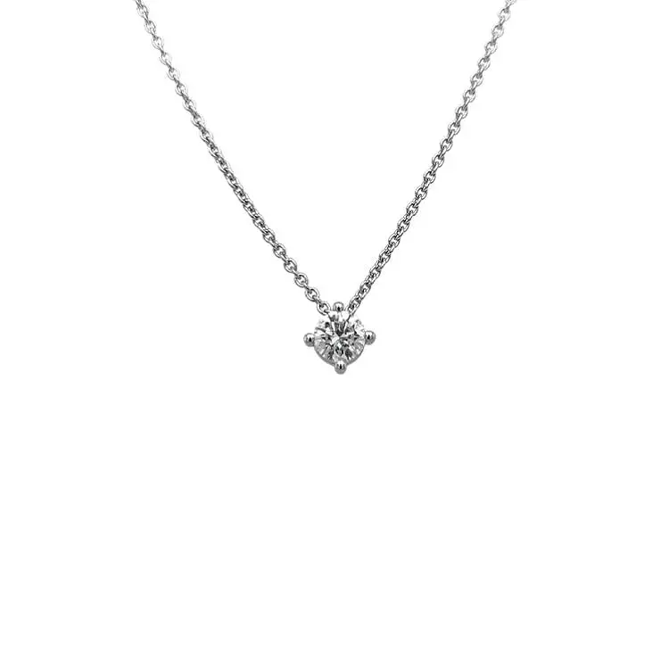 Золотая подвеска с бриллиантом