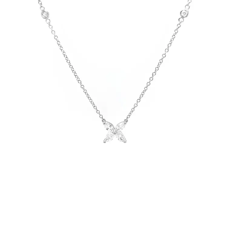 Золотая подвеска с бриллиантами