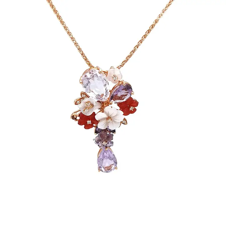 Золотой кулон Полудрагоценные камни и бриллианты