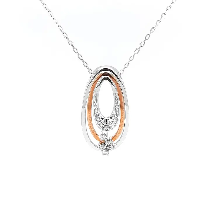 Золотая подвеска с бриллиантами