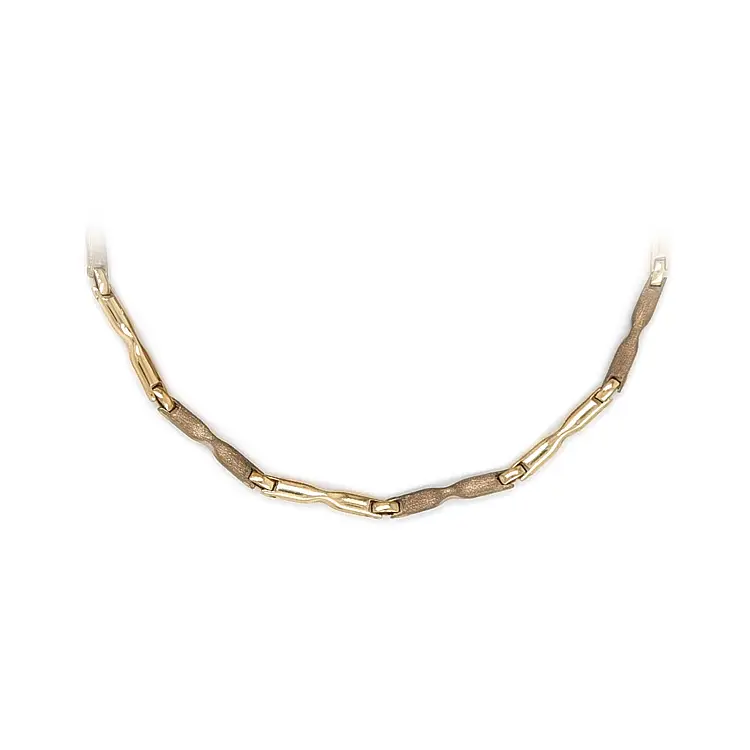 Золотое женское ожерелье