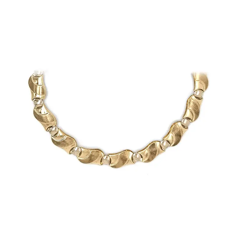 Золотое женское ожерелье