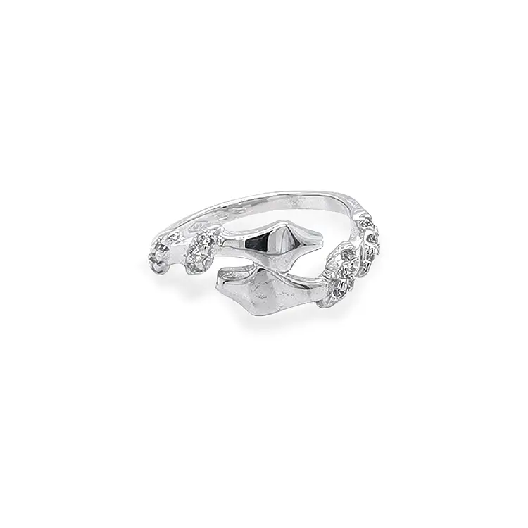 Золотое кольцо с цирконами