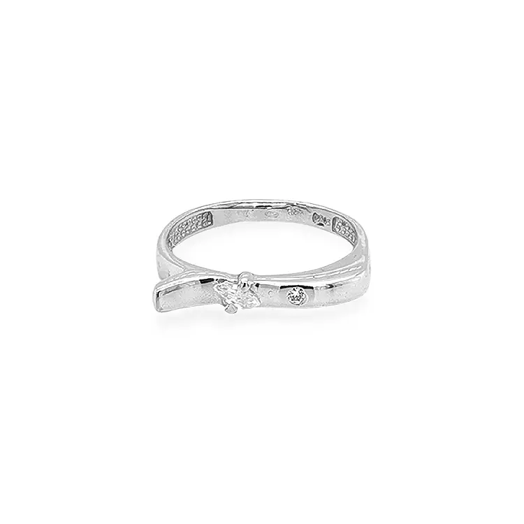 Золотое кольцо с цирконами