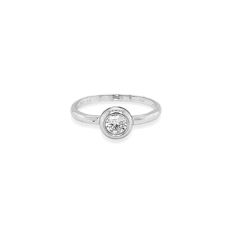 Золотое обручальное кольцо с цирконом