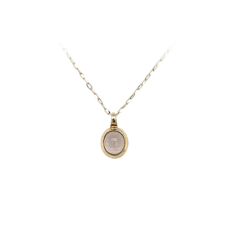 Золотая подвеска с коричневым камнем