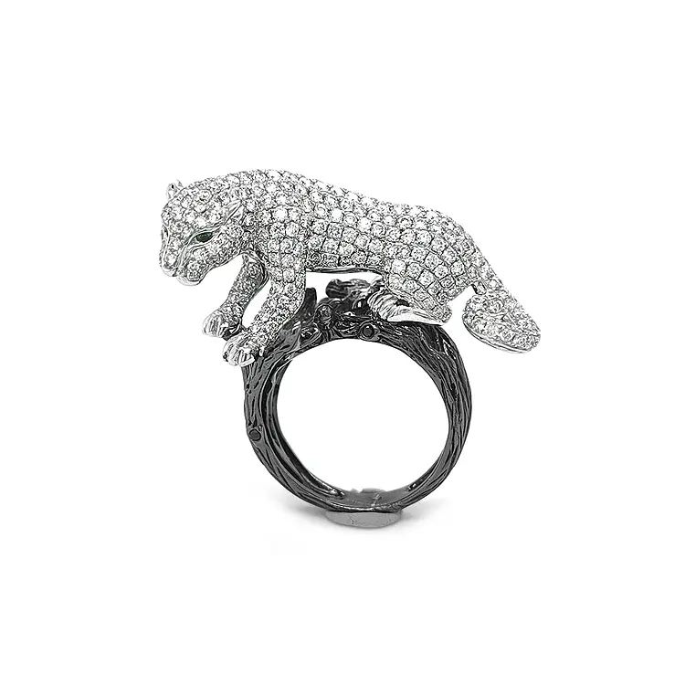 Золотое кольцо с бриллиантами