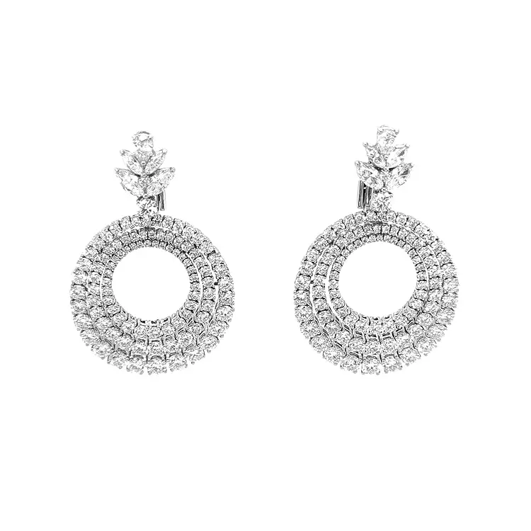 Золотые серьги с бриллиантами