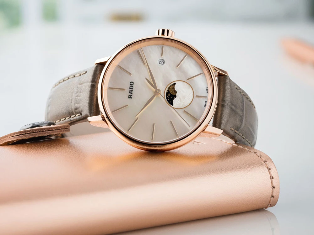 Rado Coupole Classic Open Heart R22895215